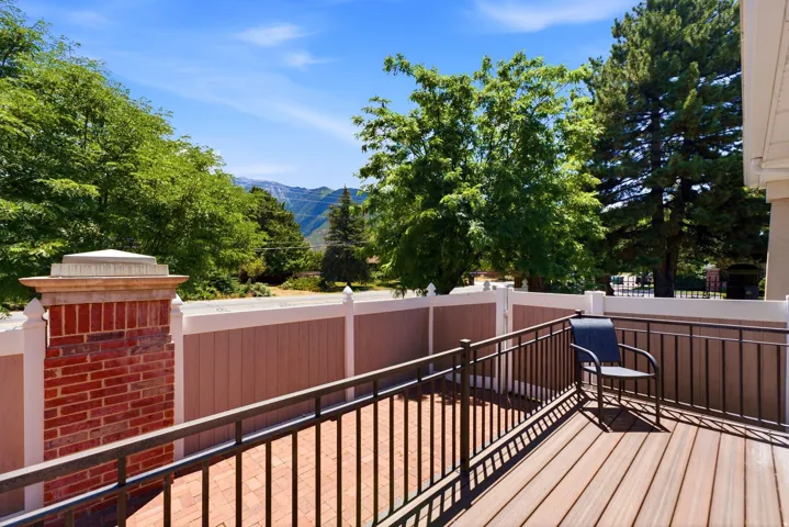 11301 S Blue Roan Ln, Sandy, Utah 84092