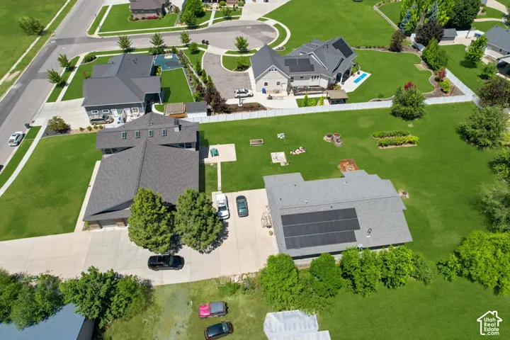 Drone footage showing solar panels on outbuilding/ADU