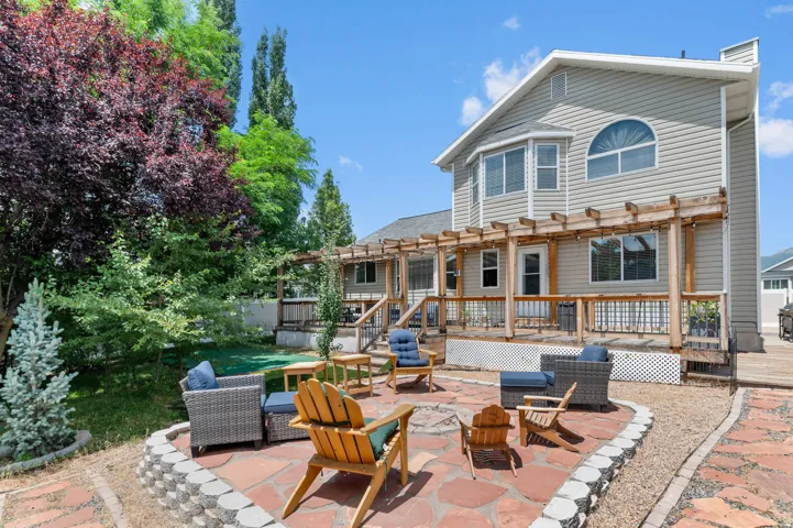 1084 E 1525 N, Layton, Utah 84040