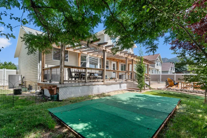 1084 E 1525 N, Layton, Utah 84040