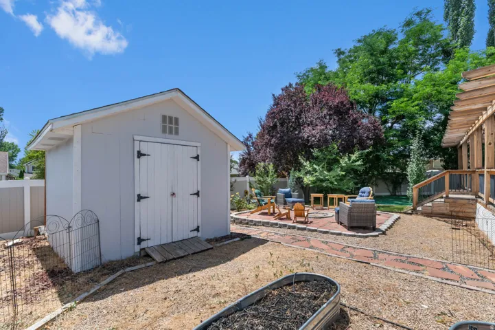 1084 E 1525 N, Layton, Utah 84040