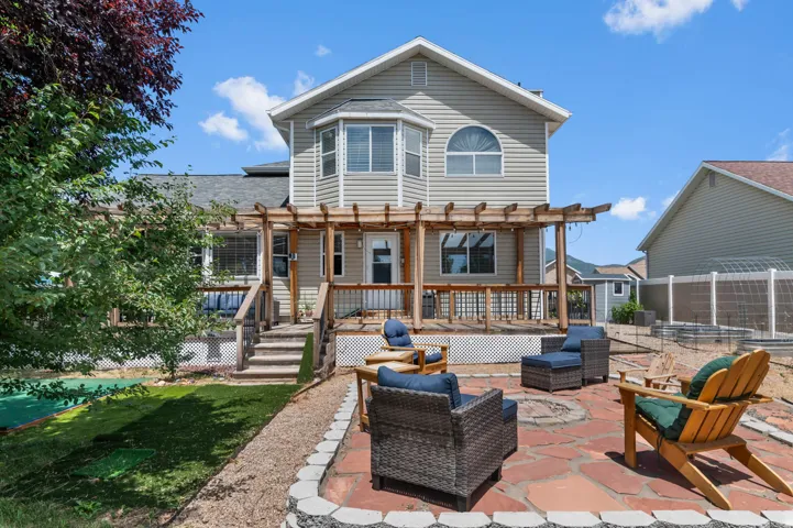 1084 E 1525 N, Layton, Utah 84040