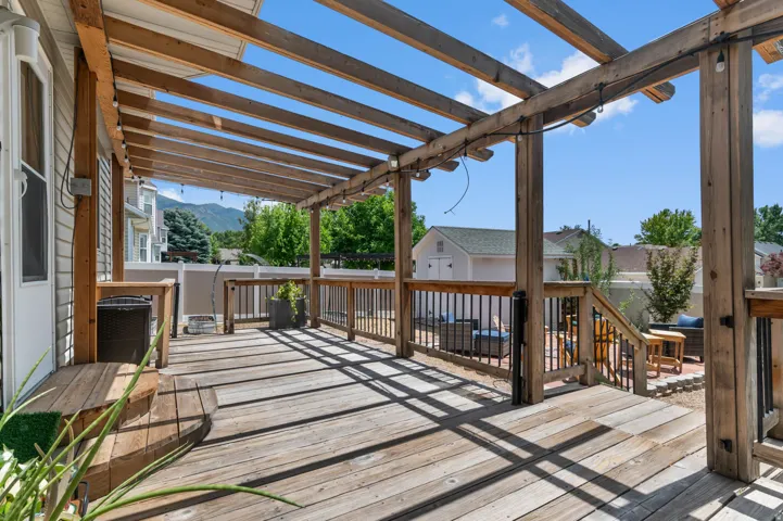 1084 E 1525 N, Layton, Utah 84040