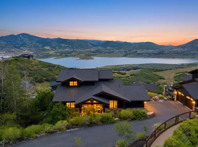 Enjoy amazing Sunset Views from your mountain home!