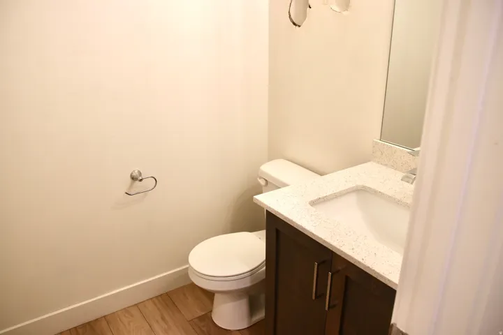 884 N Glen Eagle, Tooele, Utah 84074