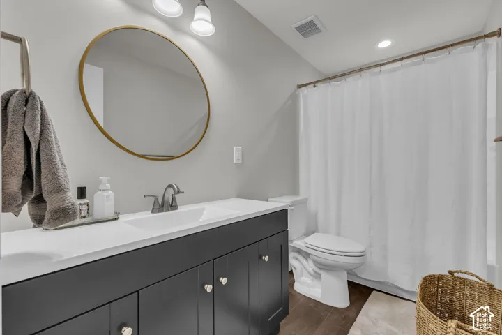 2246 W Bluebird Dr, West Haven, Utah 84401