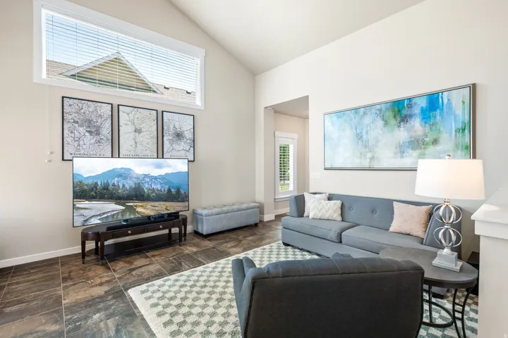7877 S Farm Wood Ln, Midvale, Utah 84047