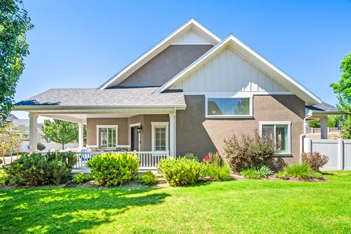 7877 S Farm Wood Ln, Midvale, Utah 84047