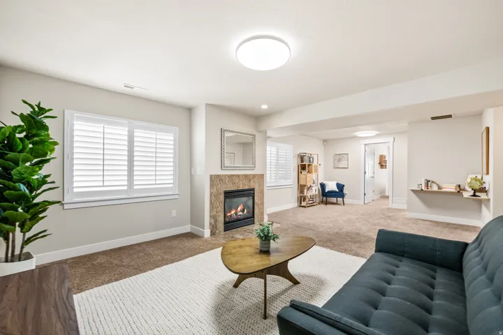 7877 S Farm Wood Ln, Midvale, Utah 84047