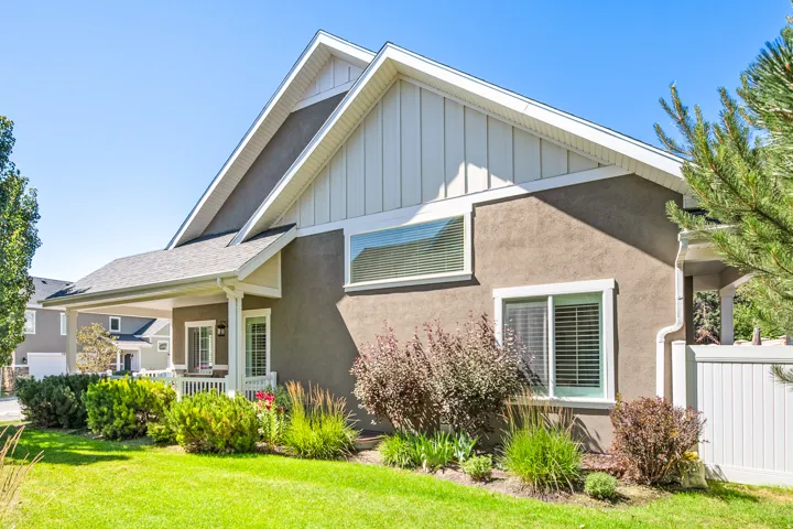 7877 S Farm Wood Ln, Midvale, Utah 84047