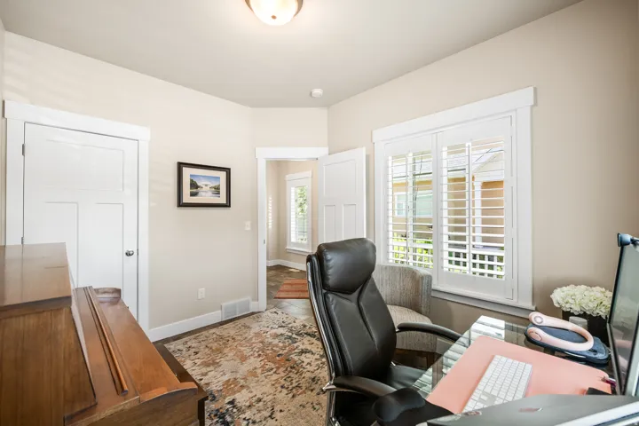 7877 S Farm Wood Ln, Midvale, Utah 84047