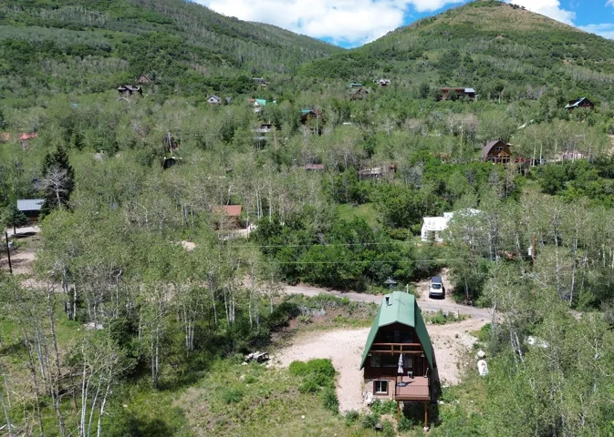6836 E Apache #103, Oakley, Utah 84055