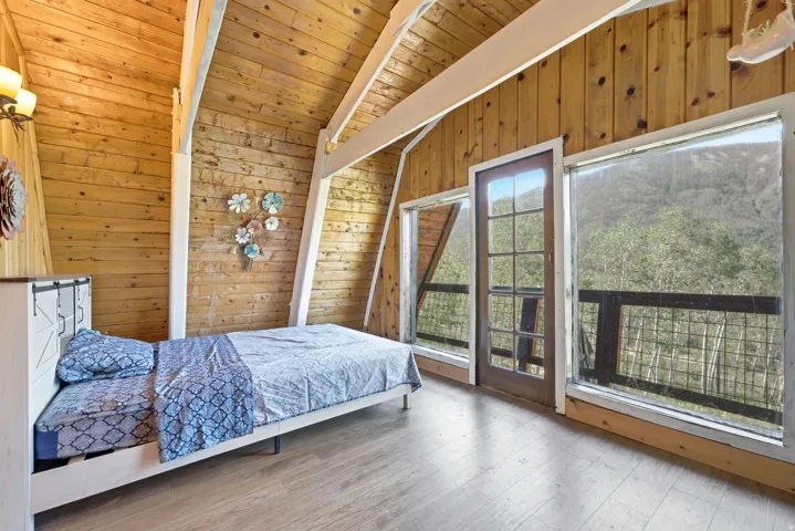 6836 E Apache #103, Oakley, Utah 84055