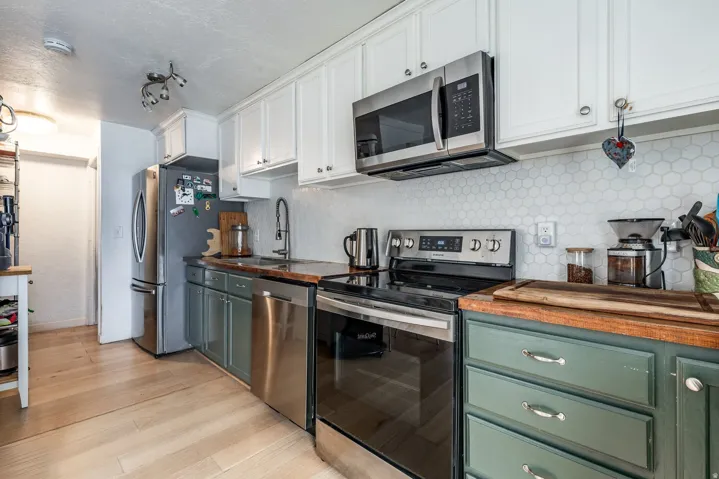 6715 E Quarter Mile Rd, Salt Lake City, Utah 84108