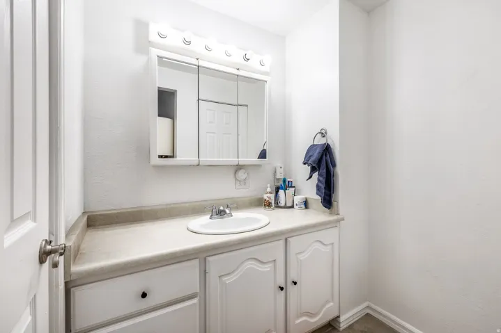 6717 E Quarter Mile Rd, Salt Lake City, Utah 84108