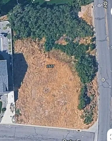 Aerial Map View. Displaying the property outline and surrounding environment