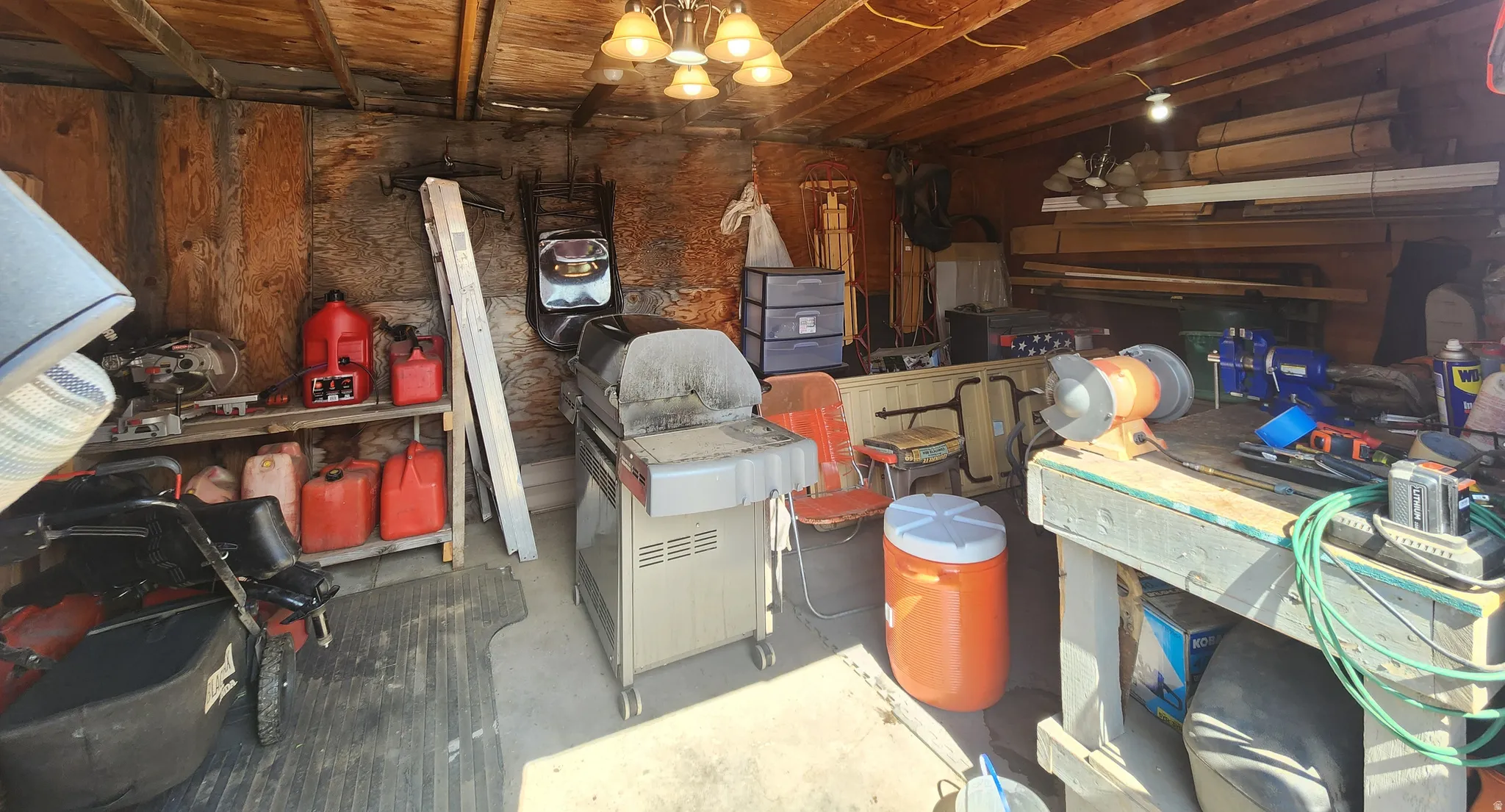 Utility workshop