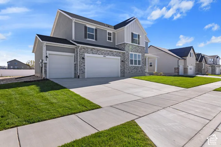 Plenty of future RV pad space here! You cannot "shake your neighbor's hands out the window" here. Plenty of space to spread out in your own home and yard!