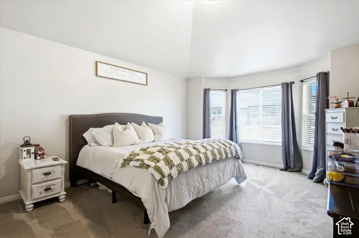 945 E James Cir., Clearfield, Utah 84015