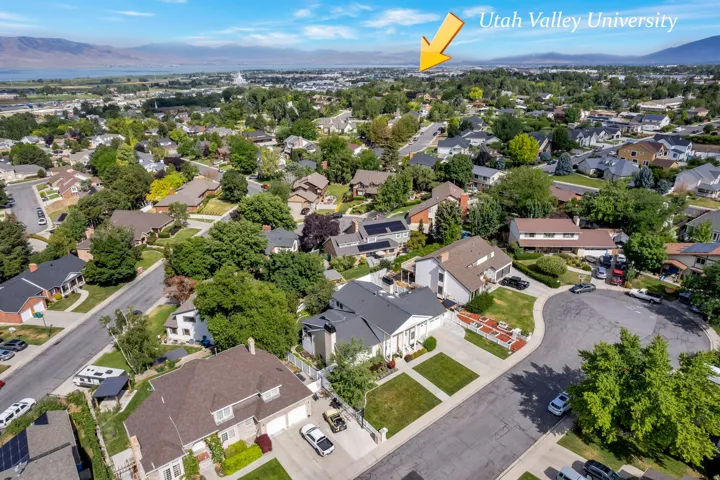 Within minutes of UVU-ideal for the basement rental