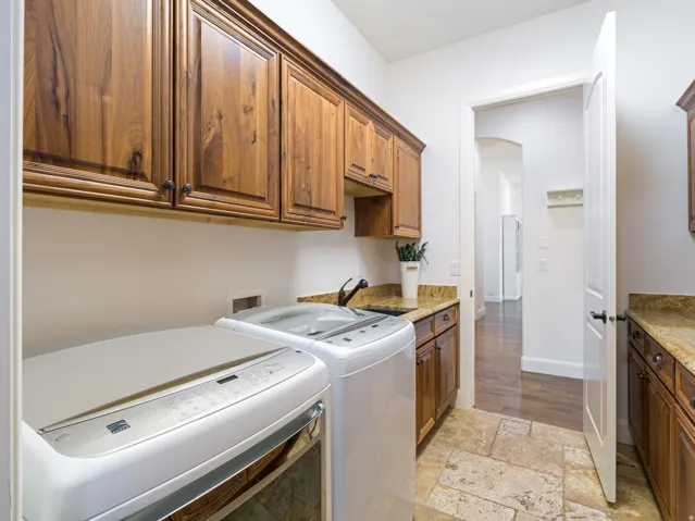 771 W Essex St, Washington, Utah 84780