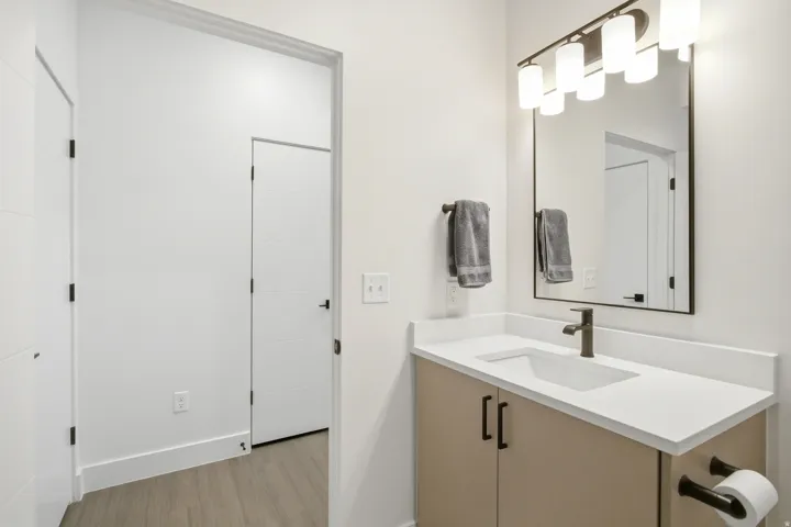 3884 N 4975 E #b201, Eden, Utah 84310