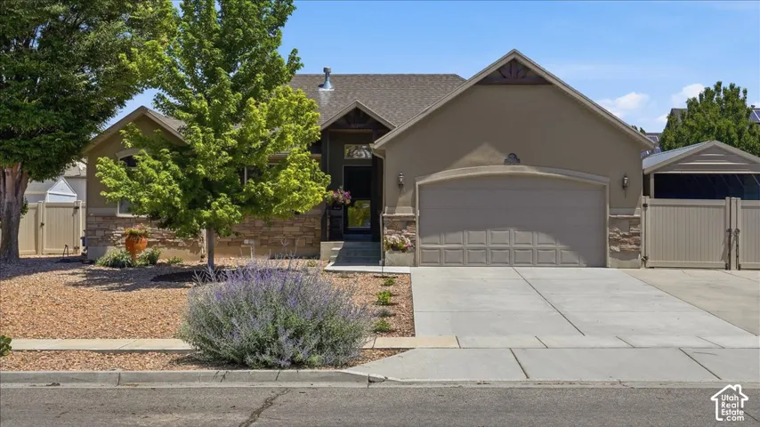 1912 N 2750 W, Clinton, Utah 84015