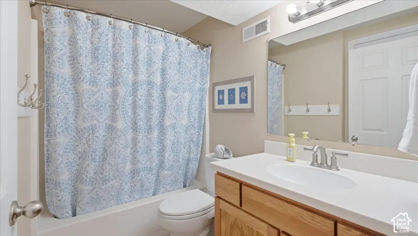 1912 N 2750 W, Clinton, Utah 84015