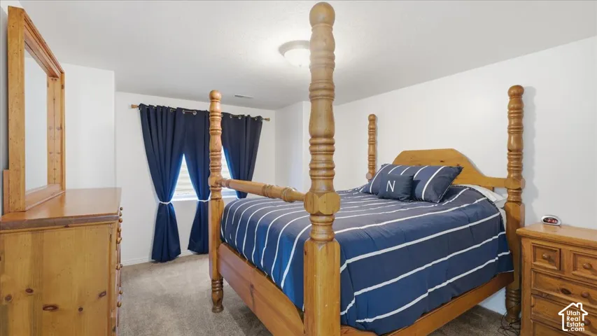 1912 N 2750 W, Clinton, Utah 84015