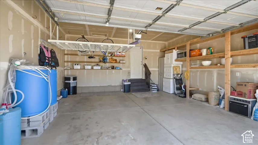1912 N 2750 W, Clinton, Utah 84015