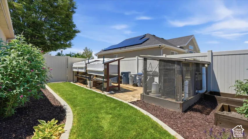 1912 N 2750 W, Clinton, Utah 84015