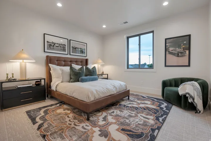 646 W Hidden Farm Dr, Farmington, Utah 84025