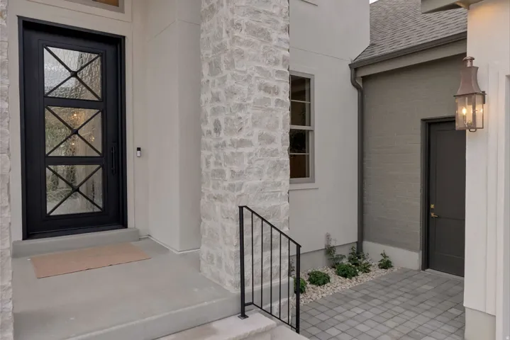 646 W Hidden Farm Dr, Farmington, Utah 84025