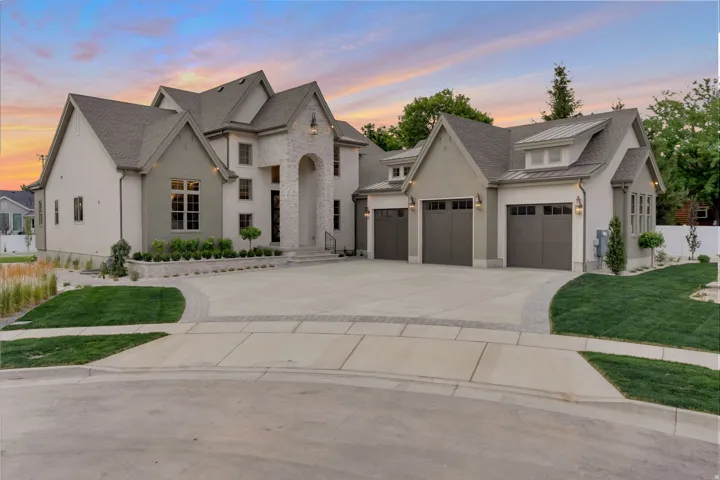 646 W Hidden Farm Dr, Farmington, Utah 84025
