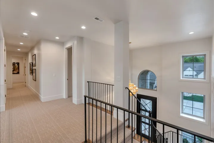 646 W Hidden Farm Dr, Farmington, Utah 84025