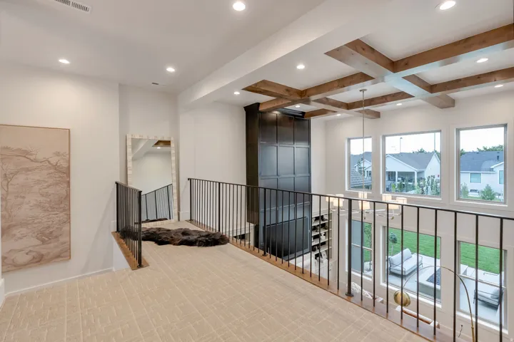 646 W Hidden Farm Dr, Farmington, Utah 84025