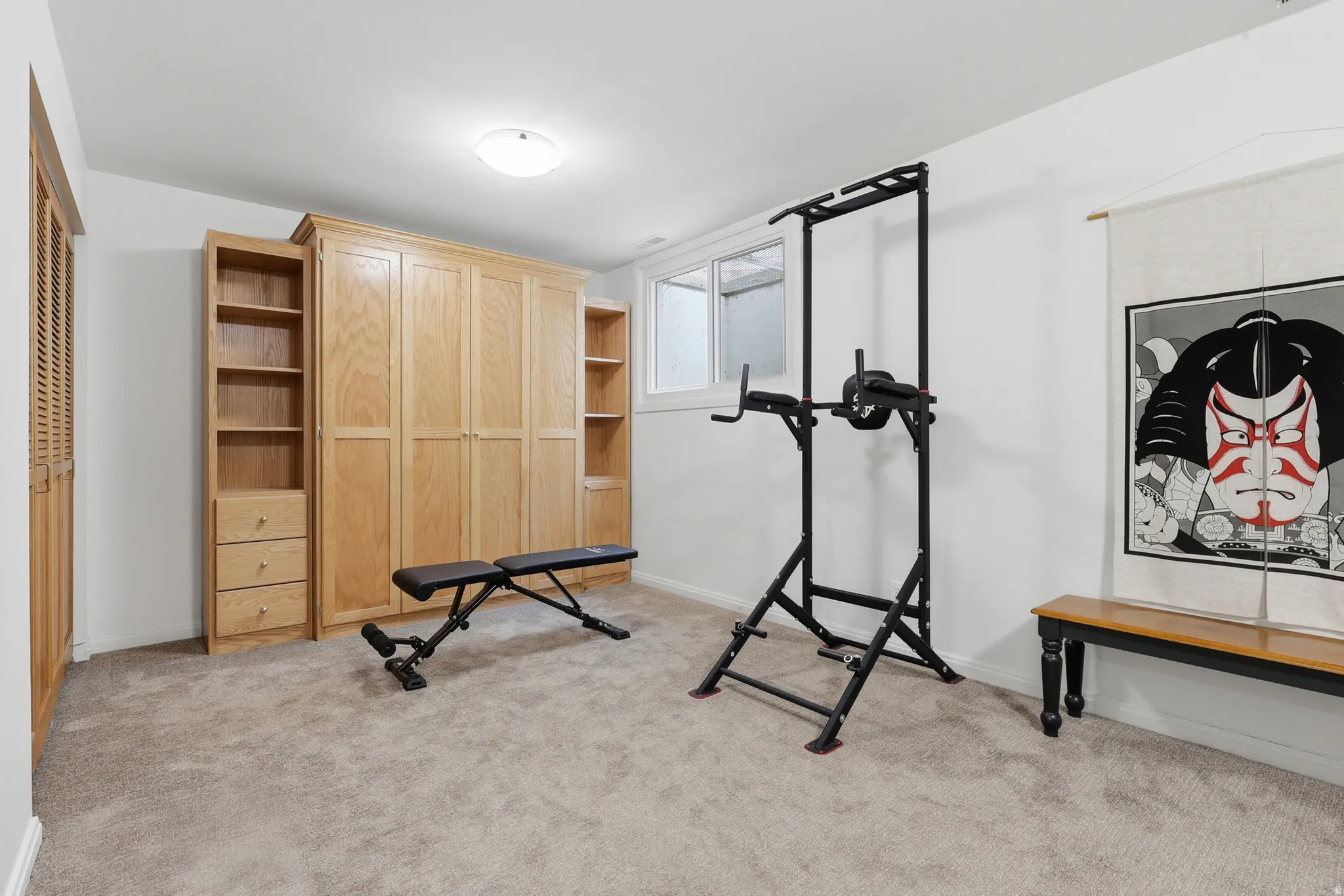 Bedroom #4 is open to the famliy room has a pull-down Murphy bed that is open to the family room.