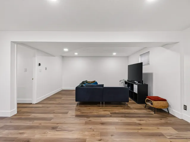 Spacious basement red room