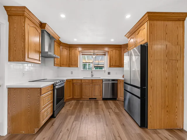 White tile backsplash