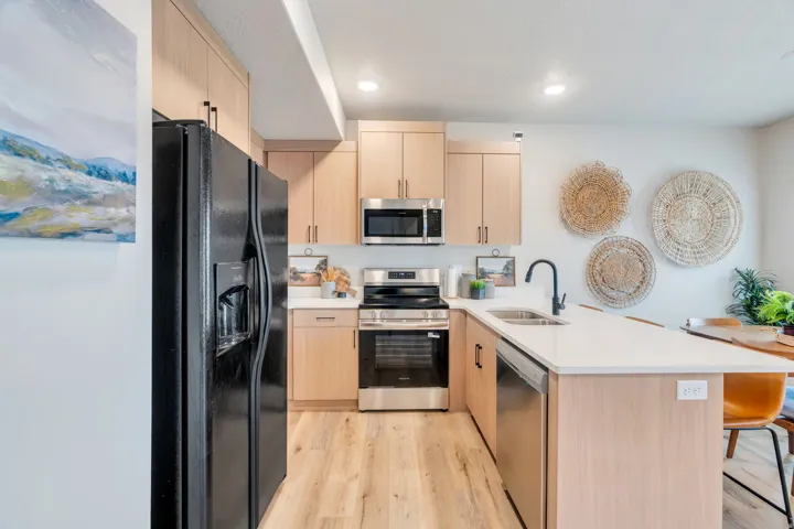 7206 W Lara Leigh Ln, Magna, Utah 84044