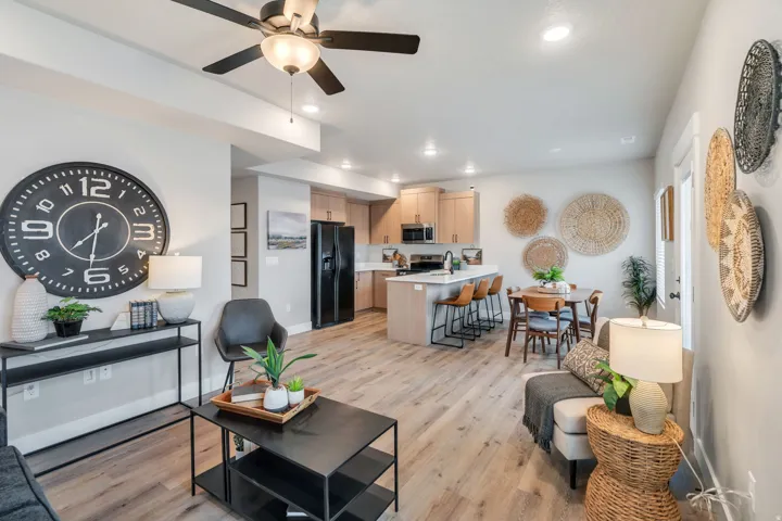 7206 W Lara Leigh Ln, Magna, Utah 84044