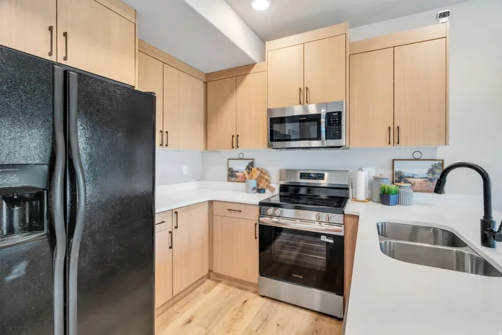 7206 W Lara Leigh Ln, Magna, Utah 84044