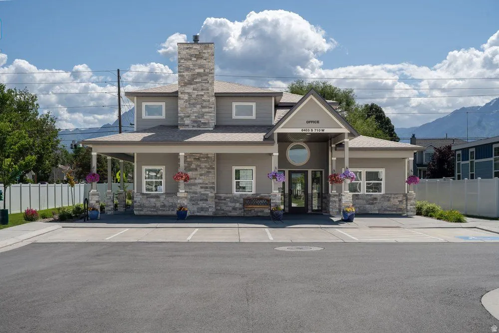 Winchester Estates Community Park Office (55+ community)