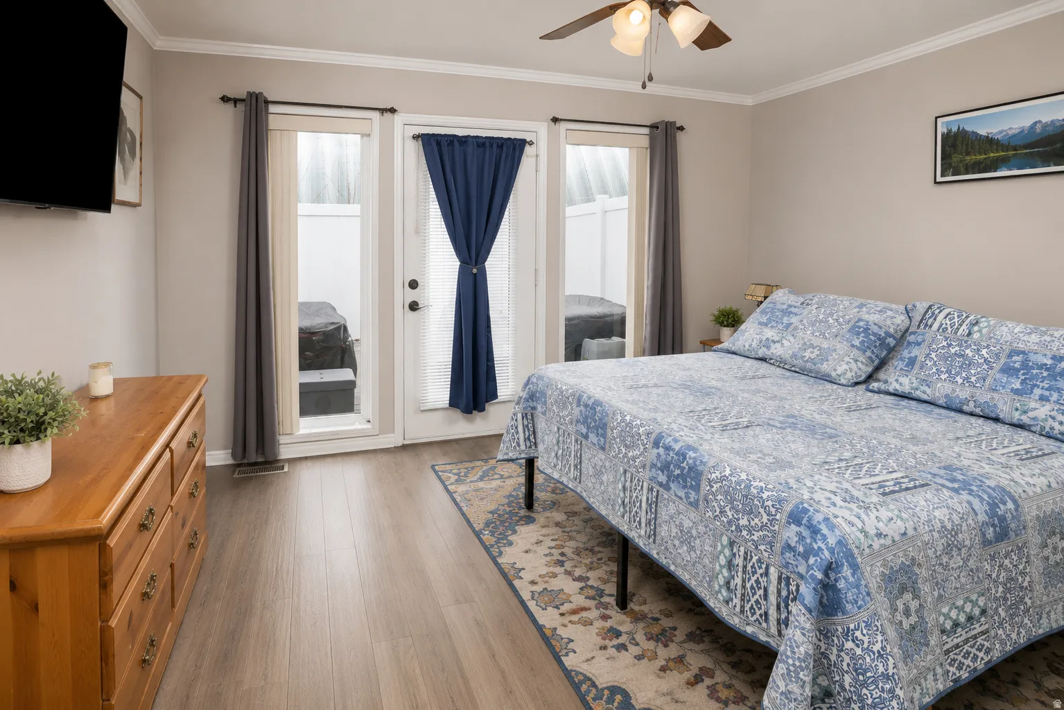 Bedroom