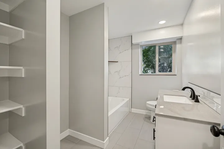 1276 S 4000 W, Syracuse, Utah 84075