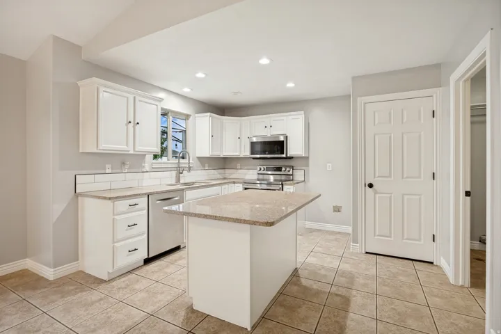 1276 S 4000 W, Syracuse, Utah 84075