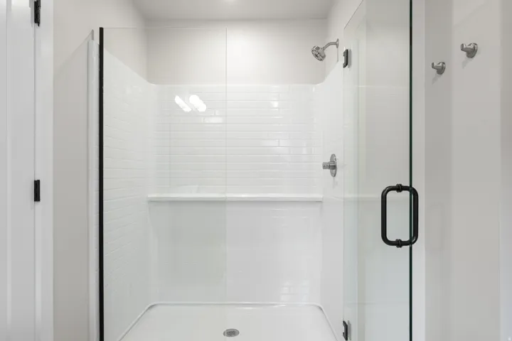 *Photo of similar unit*