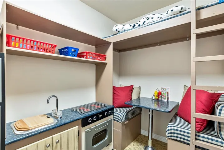Kids Playroom/play kitchen