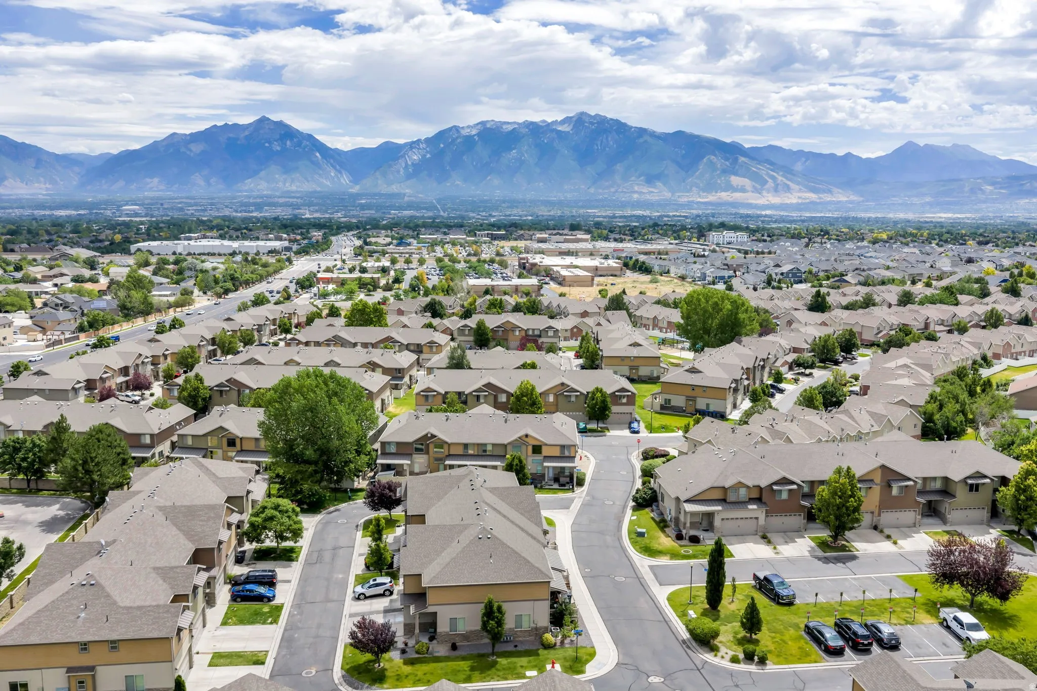 Expansive residential community with mountain scenery