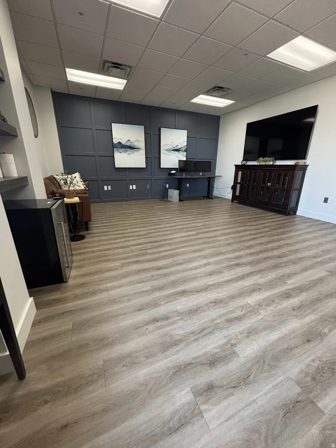 Additional break room that could be converted into more offices.